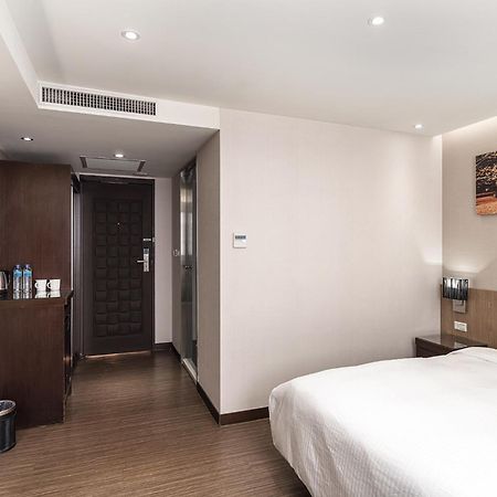 โกลเดน แปซิฟิก โฮเต็ล Hotel เกาสง ภายนอก รูปภาพ