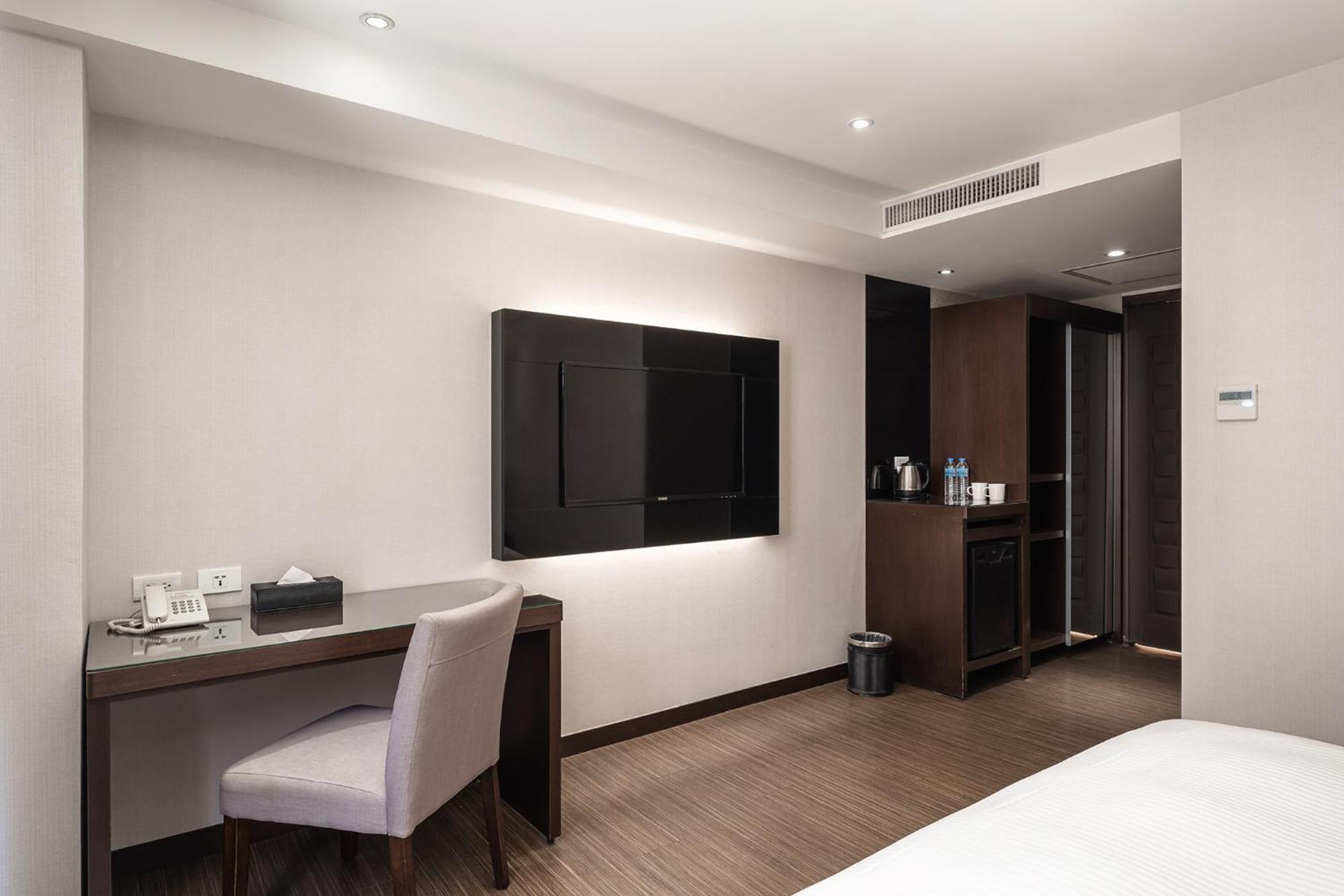 โกลเดน แปซิฟิก โฮเต็ล Hotel เกาสง ภายนอก รูปภาพ